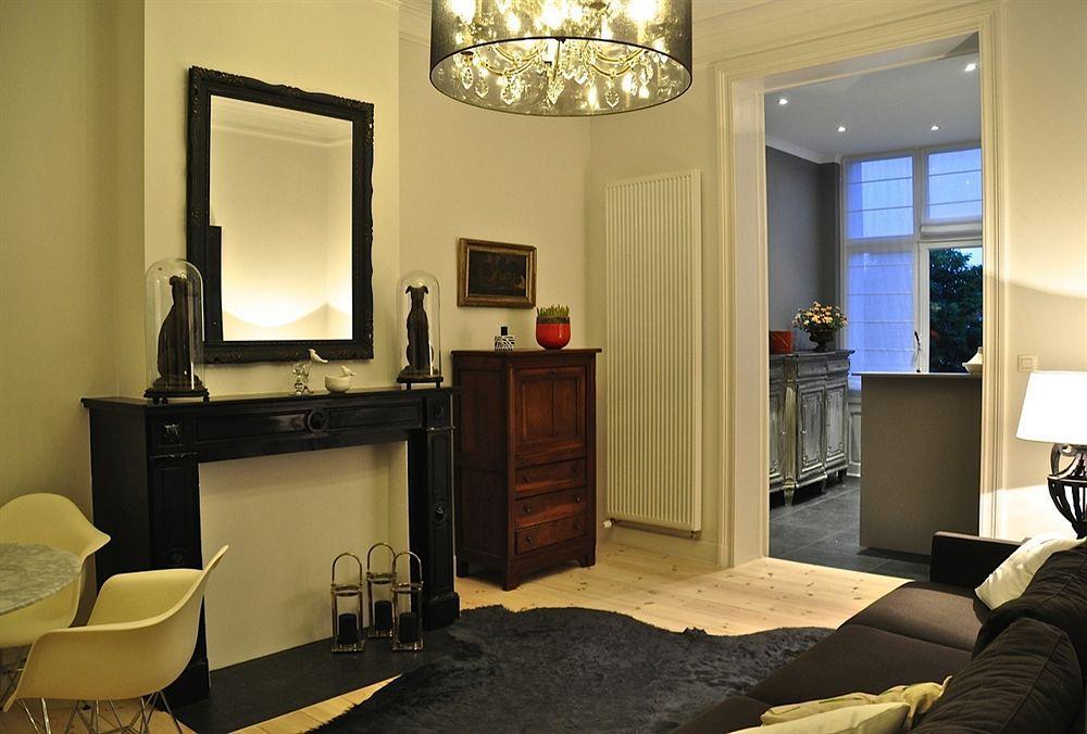 B&B Un Jardin En Ville Saint-Gilles Bagian luar foto