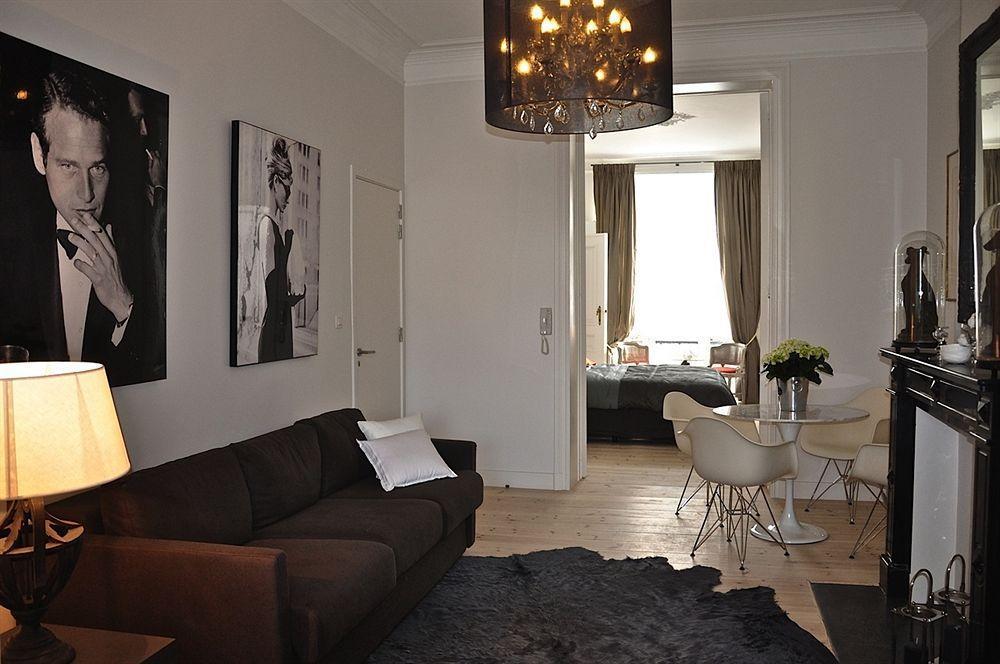 B&B Un Jardin En Ville Saint-Gilles Bagian luar foto