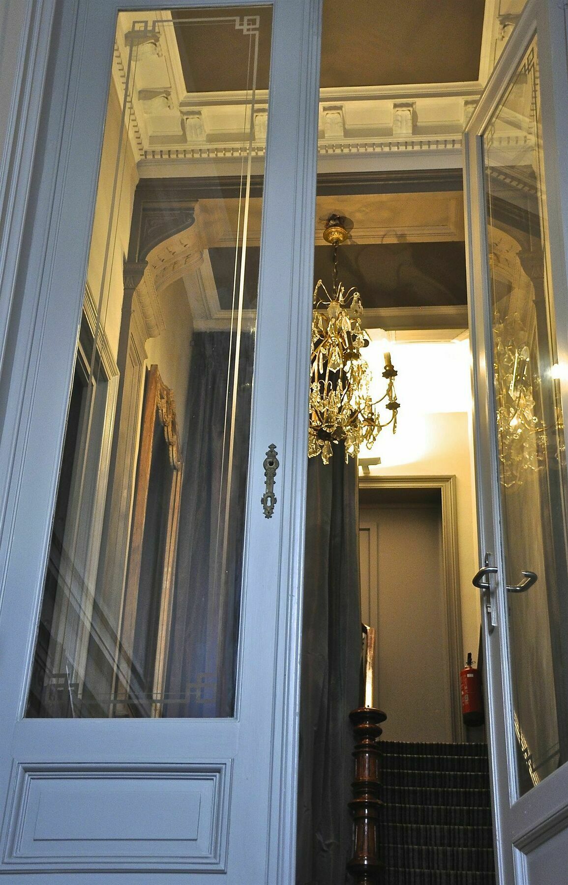 B&B Un Jardin En Ville Saint-Gilles Bagian luar foto
